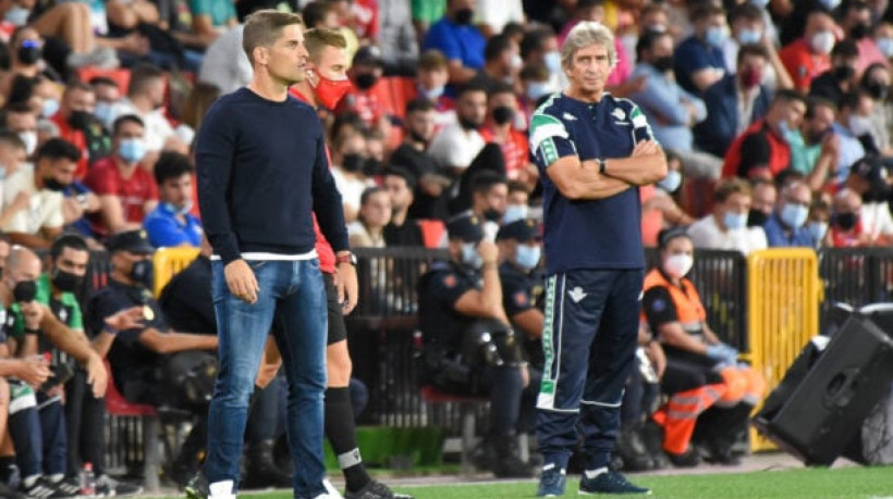 Campeão da primeira Premier League com os Citizens recomenda que no futebol um time não possa retornar ao campo defensivo