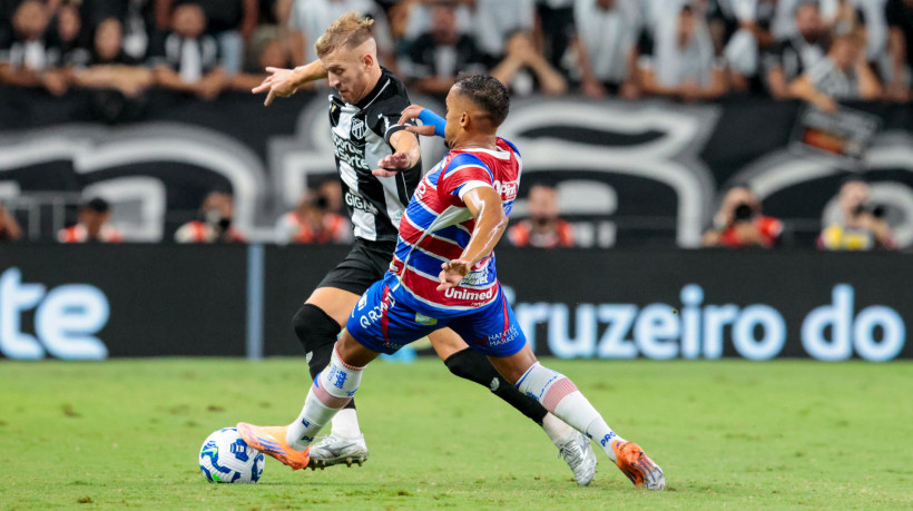 FORTALEZA-CE, BRASIL, 06-11-2025: Pedro Henrique Campeonato Brasileiro Serie A Clássico Rei deu empate entre Fortaleza x Ceará. A partida aconteceu na Arena Castelão. (Foto: Samuel Setubal/ O Povo)