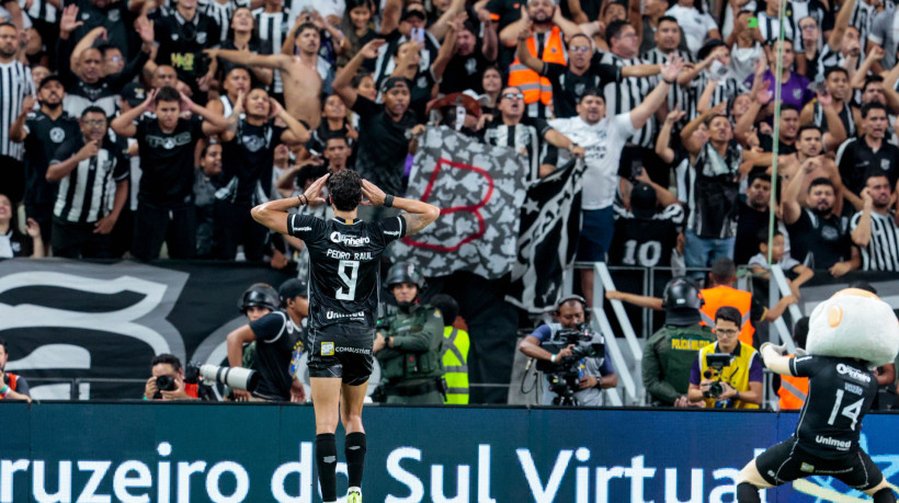 Pedro Raul marcou o gol de empate aos 45 minutos da etapa final