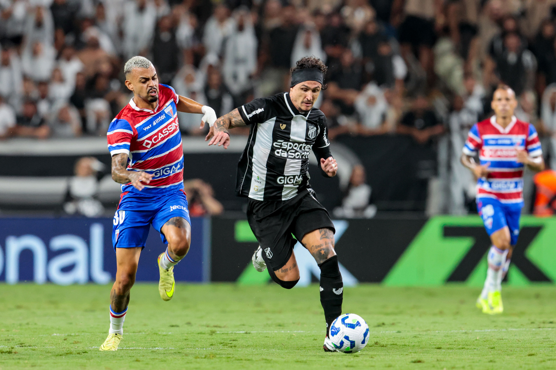 Rivalidade no Clássico-Rei traz riscos para treinadores (Foto: Samuel Setubal)