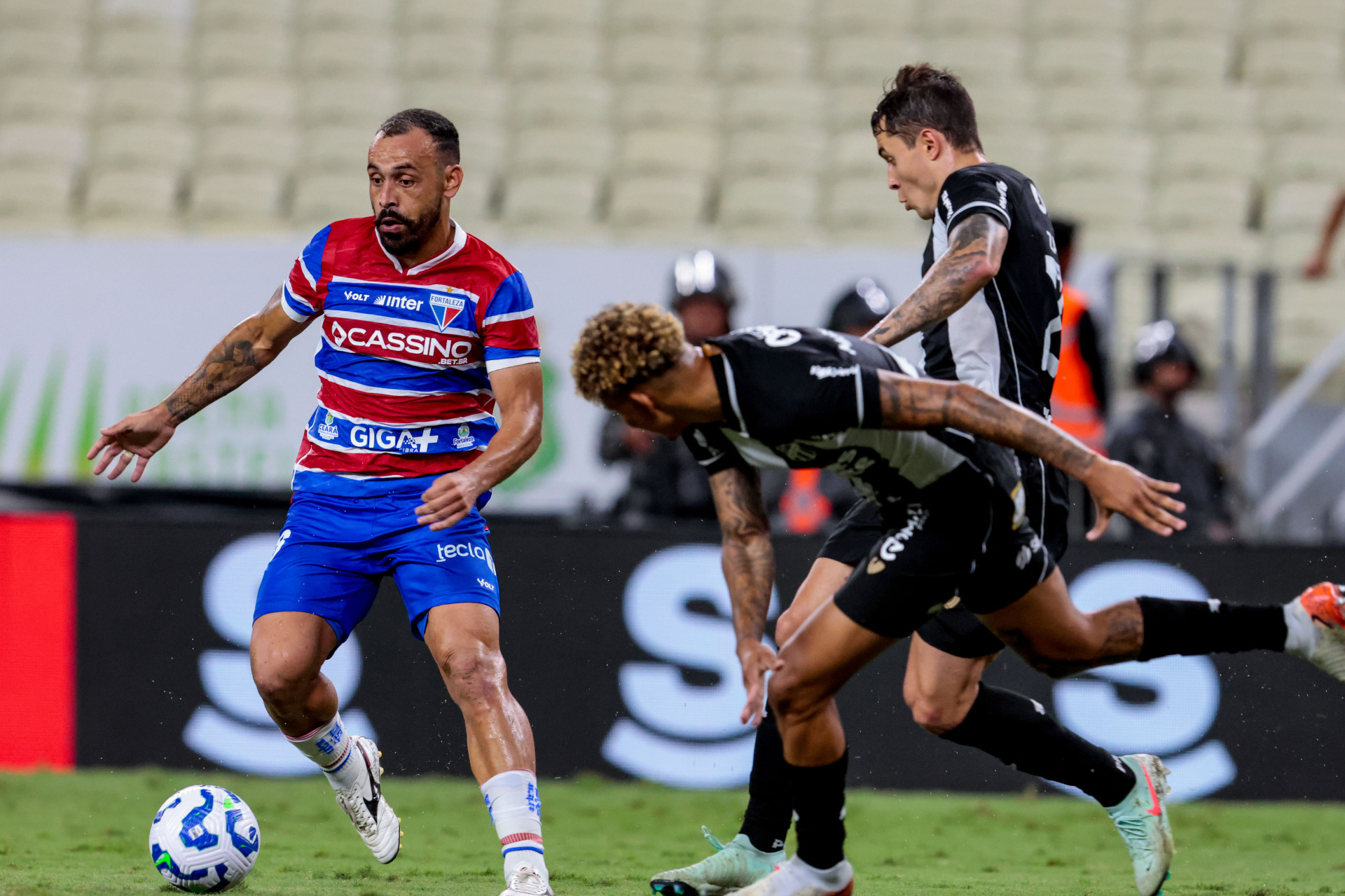 Clássico-Rei agora será na Série B (Foto: Samuel Setubal)
