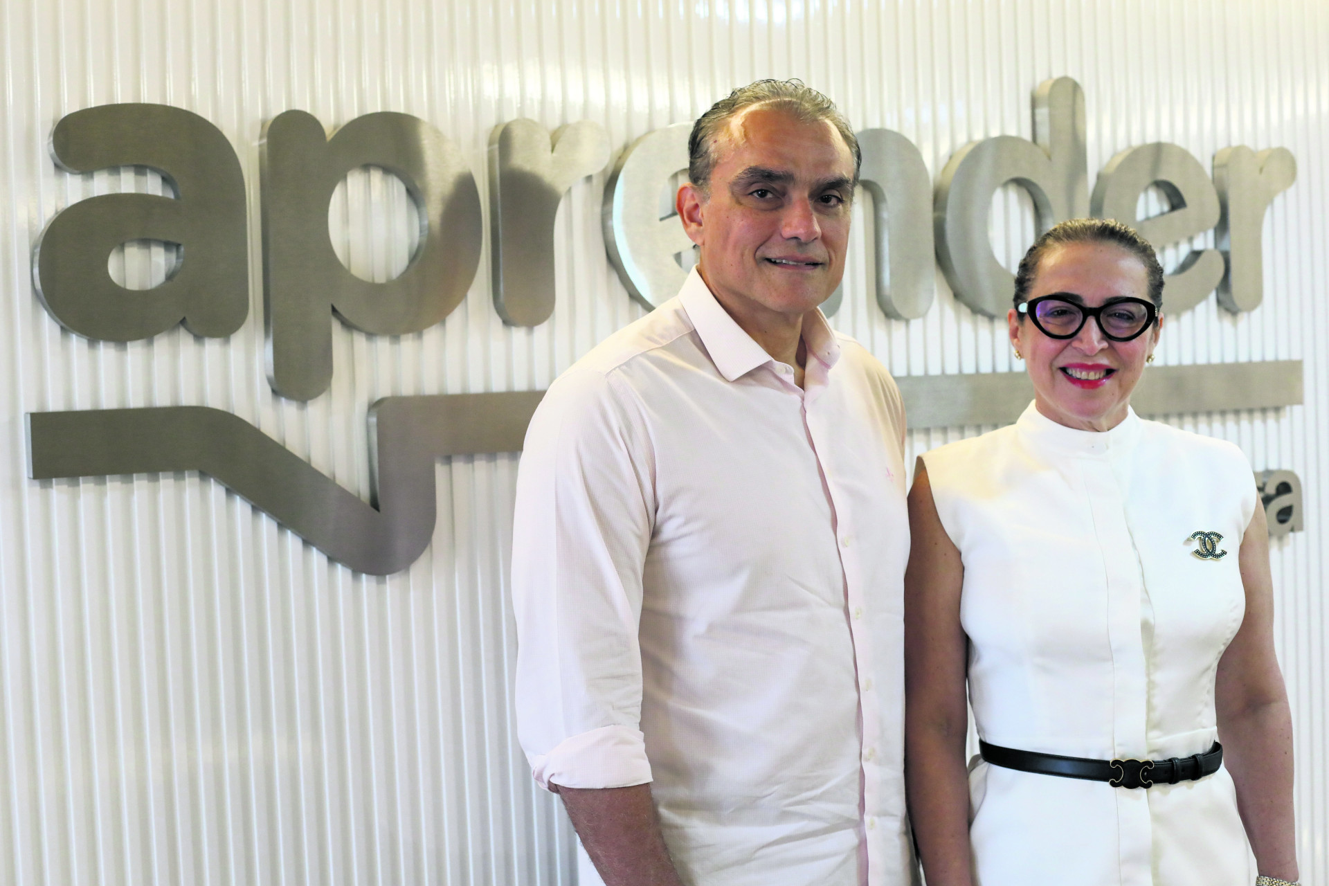 Josmário Cordeiro e Ana Cristina Miranda, sócios da editora Aprender