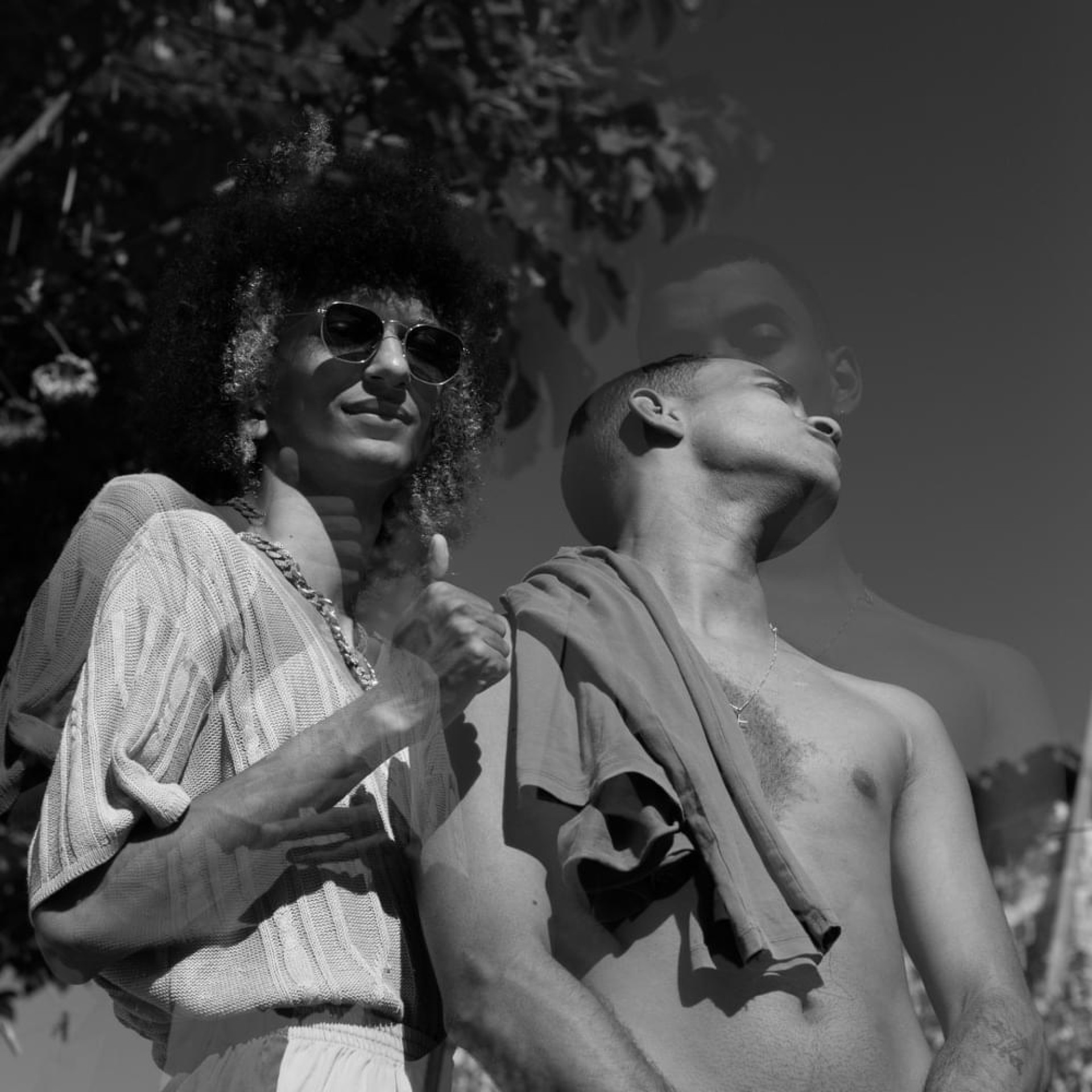 {'nm_midia_inter_thumb1':'https://www.opovo.com.br/_midias/jpg/2025/11/07/263x156/1_vi_da_bom_capa-37805270.jpg', 'id_midia_tipo':'undefined', 'id_tetag_galer':'1', 'id_midia':'690e36105a1e4', 'cd_midia':37805270, 'ds_midia_link': 'https://www.opovo.com.br/_midias/jpg/2025/11/07/vi_da_bom_capa-37805270.jpg', 'ds_midia': '', 'ds_midia_credi': 'Reprodução', 'ds_midia_titlo': '', 'cd_tetag': '103085', 'cd_midia_w': '1920', 'cd_midia_h': '1920', 'align': 'Clear', 'midias': [37805270], 'ds_midma_legen': {'0': '','37805270': 'Capa de Vai da Bom, de Emocionar e Mumutante '}}