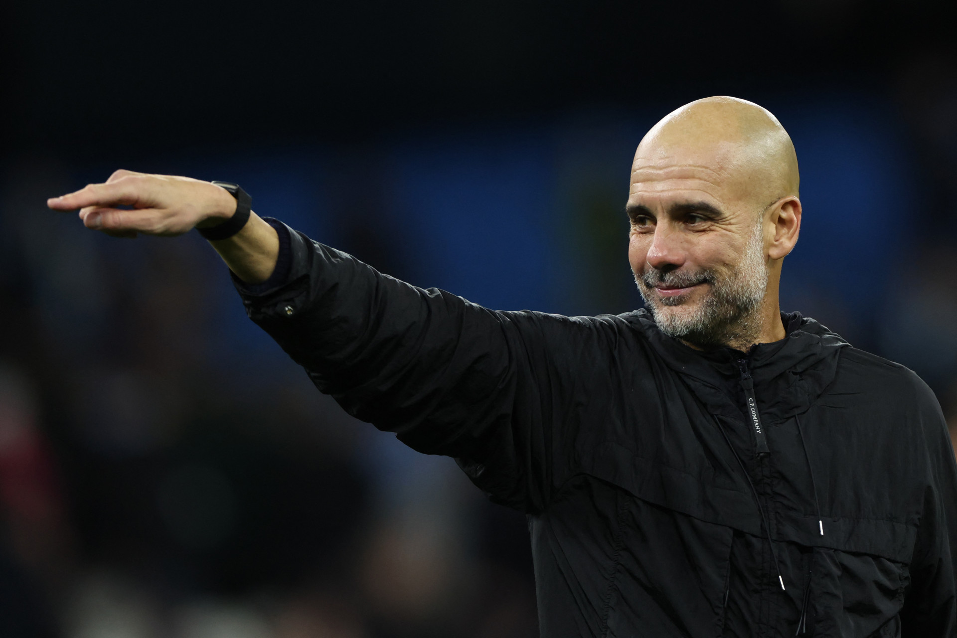 Pep Guardiola atingiu marca expressiva na carreira ontem (Foto: Darren Staples / AFP)