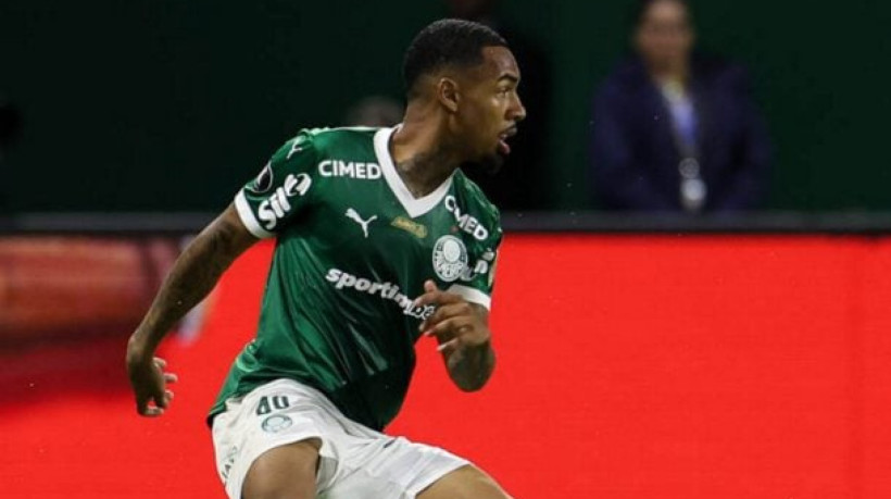 Meia foi julgado nesta segunda pelo Pleno do tribunal e terá que ficar de fora do clássico do próximo sábado 