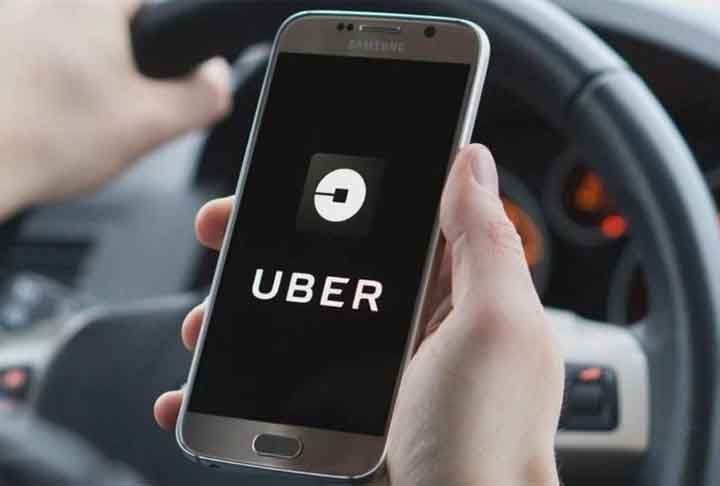 Além do modelo e do ano de fabricação, a Uber mantém outras exigências para os carros do Uber Black, como ar-condicionado, quatro portas e cores específicas: preto, chumbo, prata, cinza, azul-marinho, marrom ou branco.