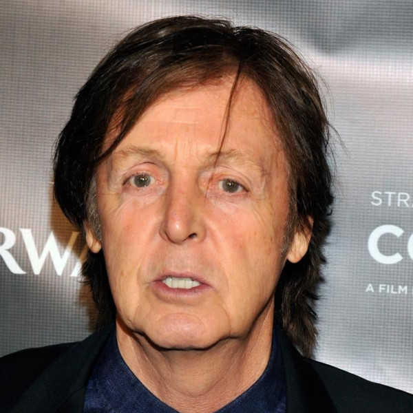 NEW YORK, NY - NOVEMBER 13: Singer/musician Sir Paul McCartney attends the "Comes A Bright Day" premiere at The Bryant Park Hotel on November 13, 2012 in New York City.   Stephen Lovekin/Getty Images/AFP== FOR NEWSPAPERS, INTERNET, TELCOS ENTITY_amp_ENTITYTELEVISION USE ONLY == 