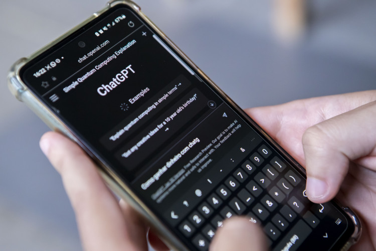 A IA ChatGPT pode auxiliar o consumidores na hora de pesquisar melhores preços da Black Friday 