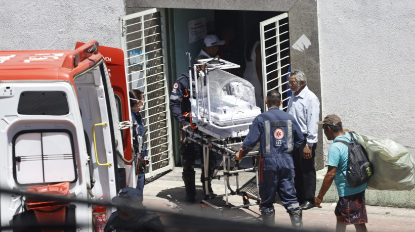 Após incêndio em subestação de energia, Hospital Cesar Cals, no Centro de Fortaleza, faz transferência de recém-nascidos 
