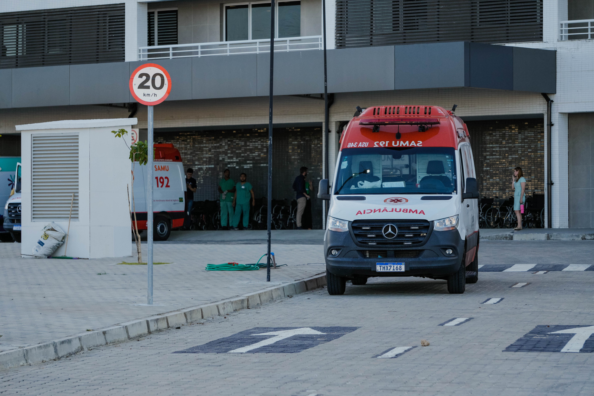 Imagem de apoio. Fachada do Hospital Universit&aacute;rio da UECE, no bairro Itaperi, em Fortaleza (Foto: FERNANDA BARROS)
