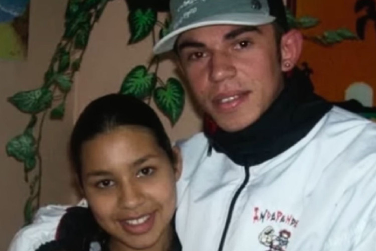 Com o lançamento do documentário Caso Eloá: Refém ao Vivo, o nome de Lindemberg Alves voltou à mídia. O ex-namorado de Eloá cumpre pena em Tremembé após condenação por 12 crimes.