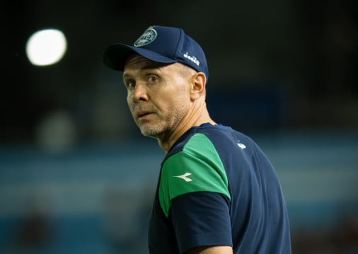 Mozart Santos é o treinador do Coritiba