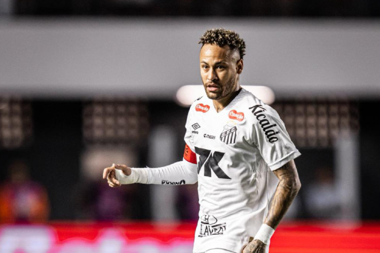 Neymar, meia-atacante do Santos, durante clássico contra o Palmeiras