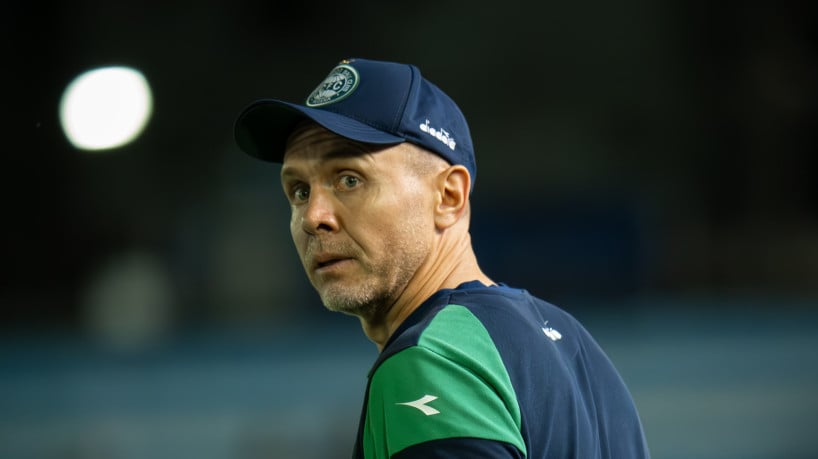 Mozart Santos é o treinador do Coritiba 