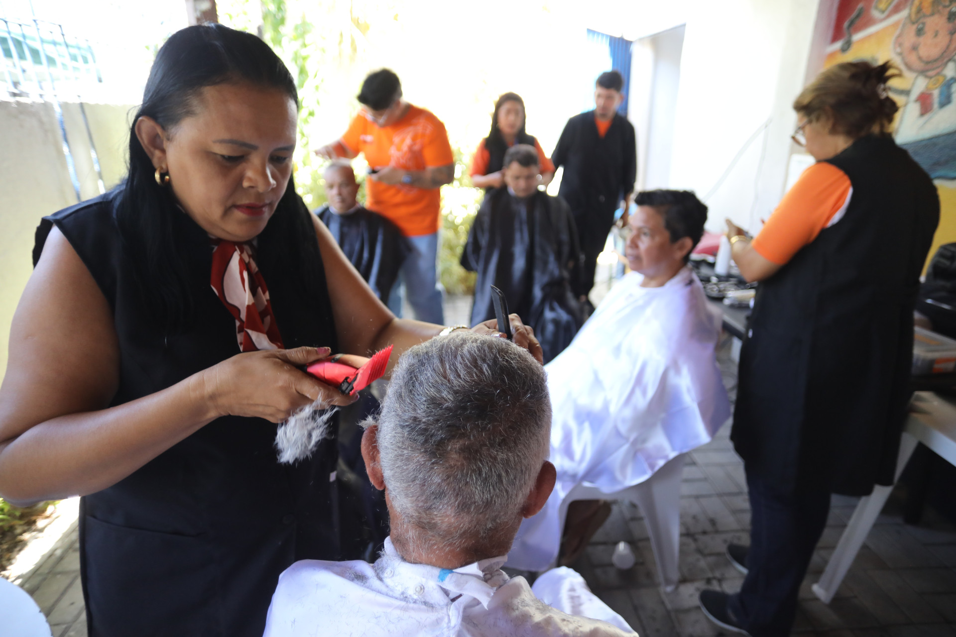 Shalom promove servi&ccedil;os para marcar o Dia Mundial dos Pobres