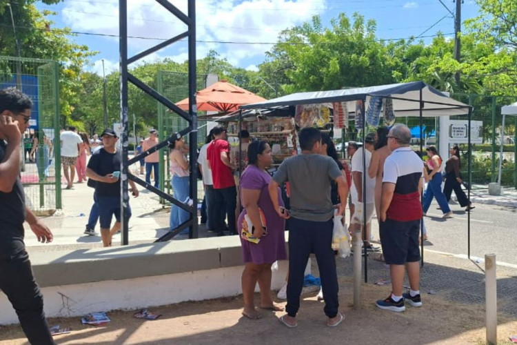 Uece recebe provas do segundo dia do Enem 
