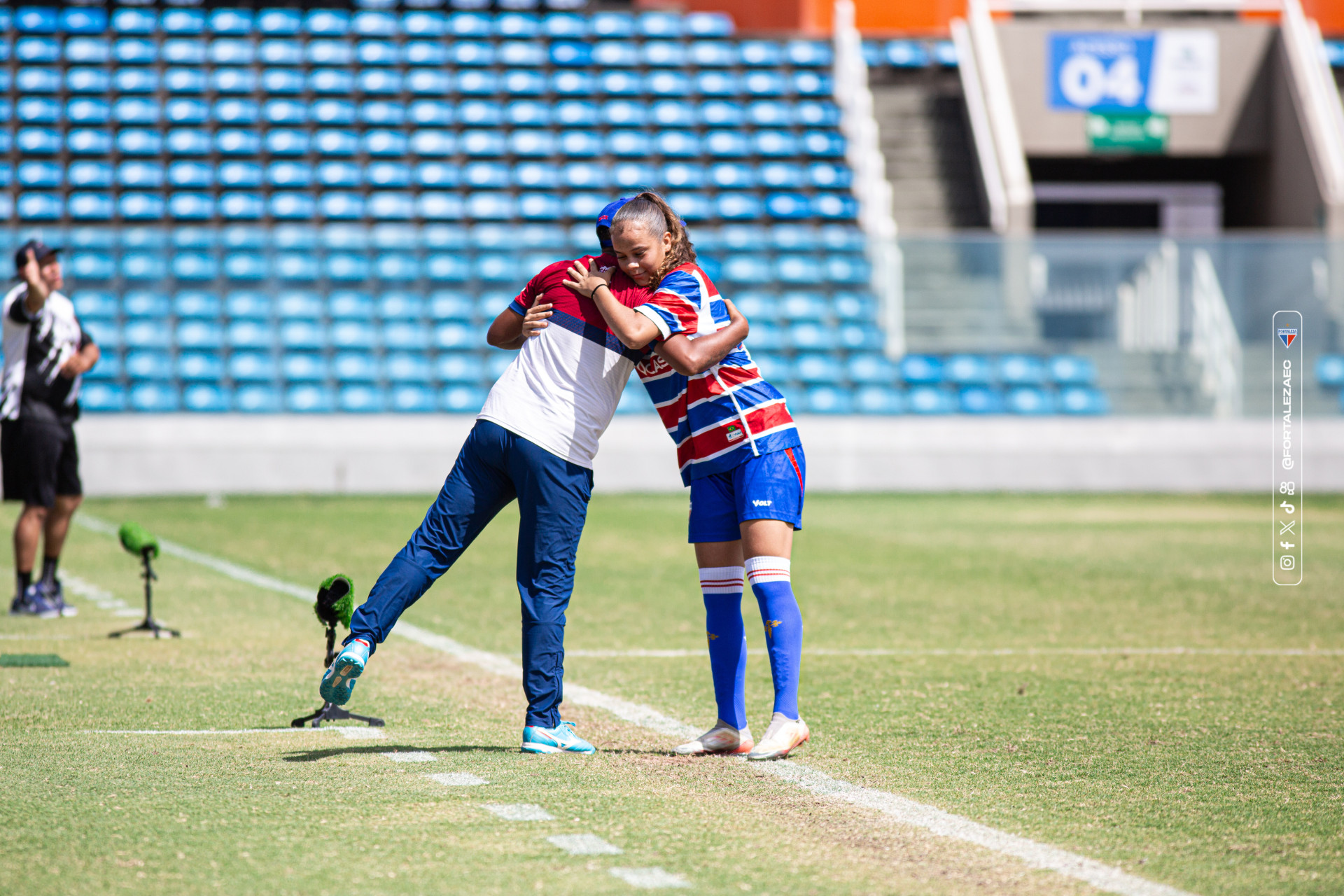 Atacante Greise, de apenas 15 anos, comandou o ataque tricolor 
 (Foto: JOÃO MOURA/FORTALEZA EC)