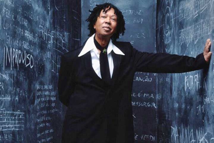 O consagrado compositor e cantor Djavan presenteou o público com o lançamento de “Improviso”, seu novo álbum de inéditas, apresentado no dia 11 de novembro de 2025. 
