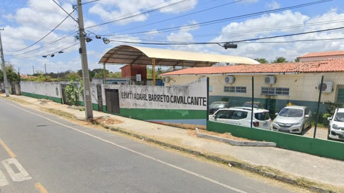 Escola faz parte da rede estadual de ensino