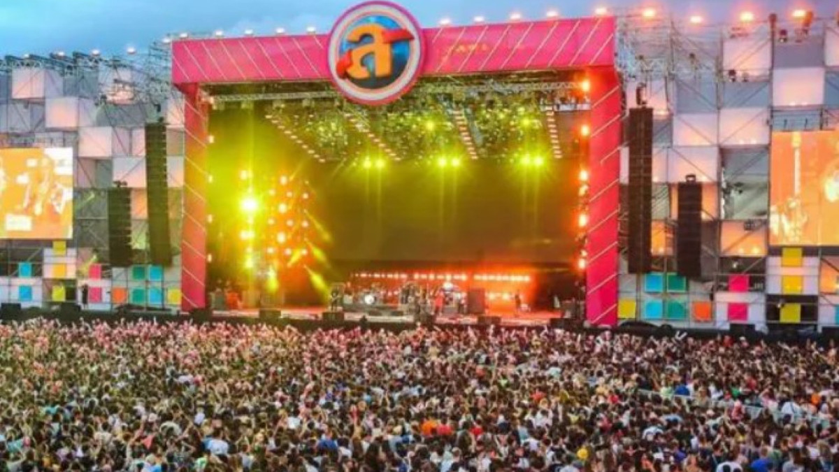 Festival celebra 30 anos com mistura de grandes nomes da música brasileira