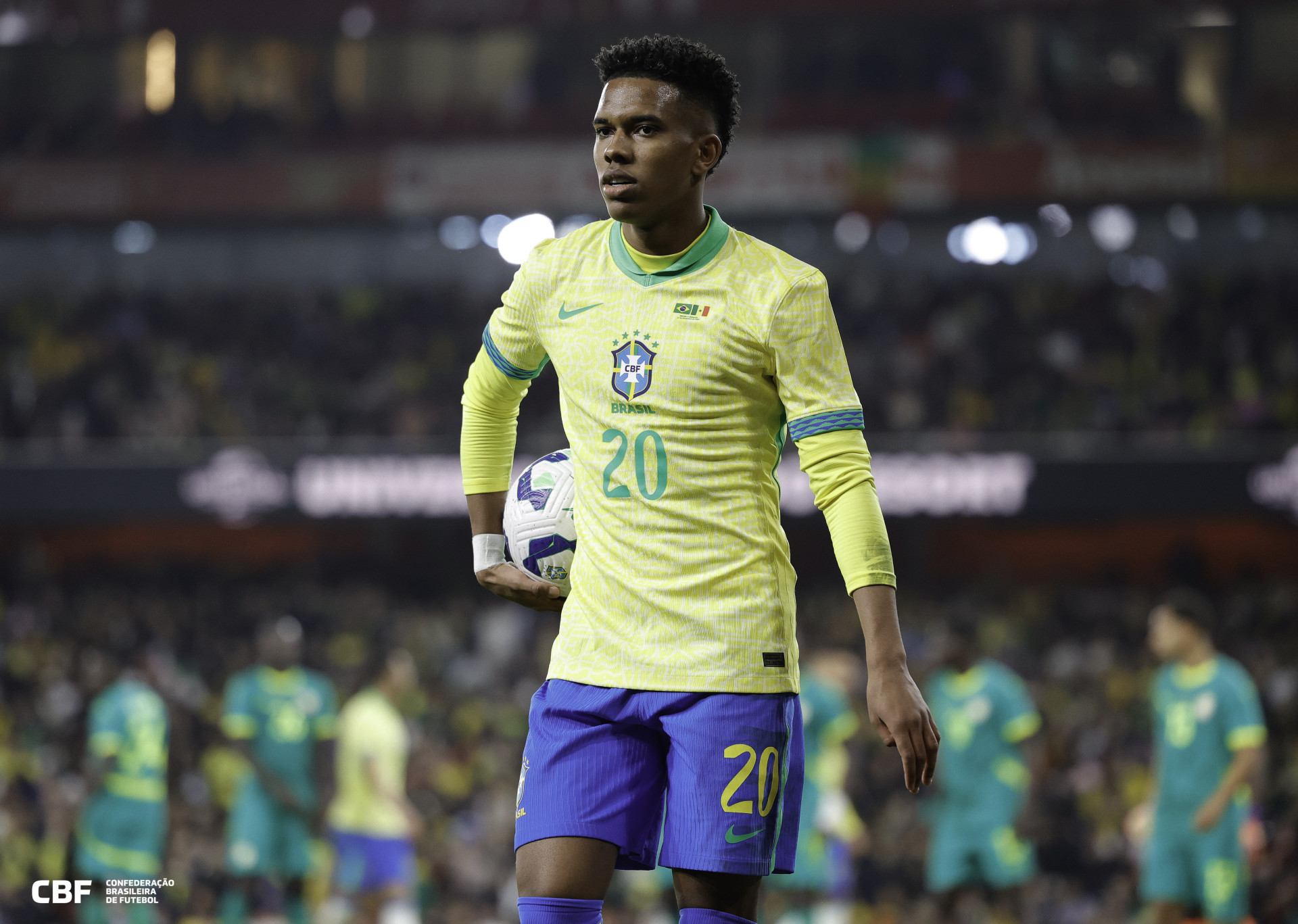 Estêvão deverá ser titular ema amistoso contra a Tunísia (Foto: RAFAEL RIBEIRO/CBF)