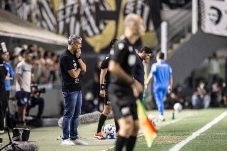 Treinador soma três vitórias em confrontos contra Corinthians, São Paulo e Palmeiras e volta a fazer estádio virar alçapão para os rivais