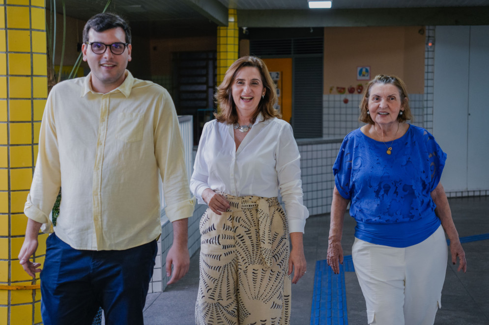Dos três filhos de Célia, Emília, Felipe e Rodrigo, apenas Emília seguiu os passos da mãe. Já Gustavo é irmão de Leonardo, que também não atua no Canarinho(Foto: FERNANDA BARROS)