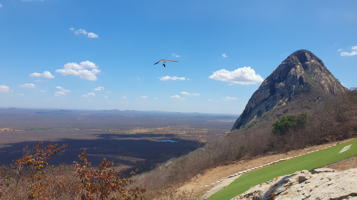 Os monólitos de Quixadá serão a paisagem e o local de prática esportiva do X-Ceará