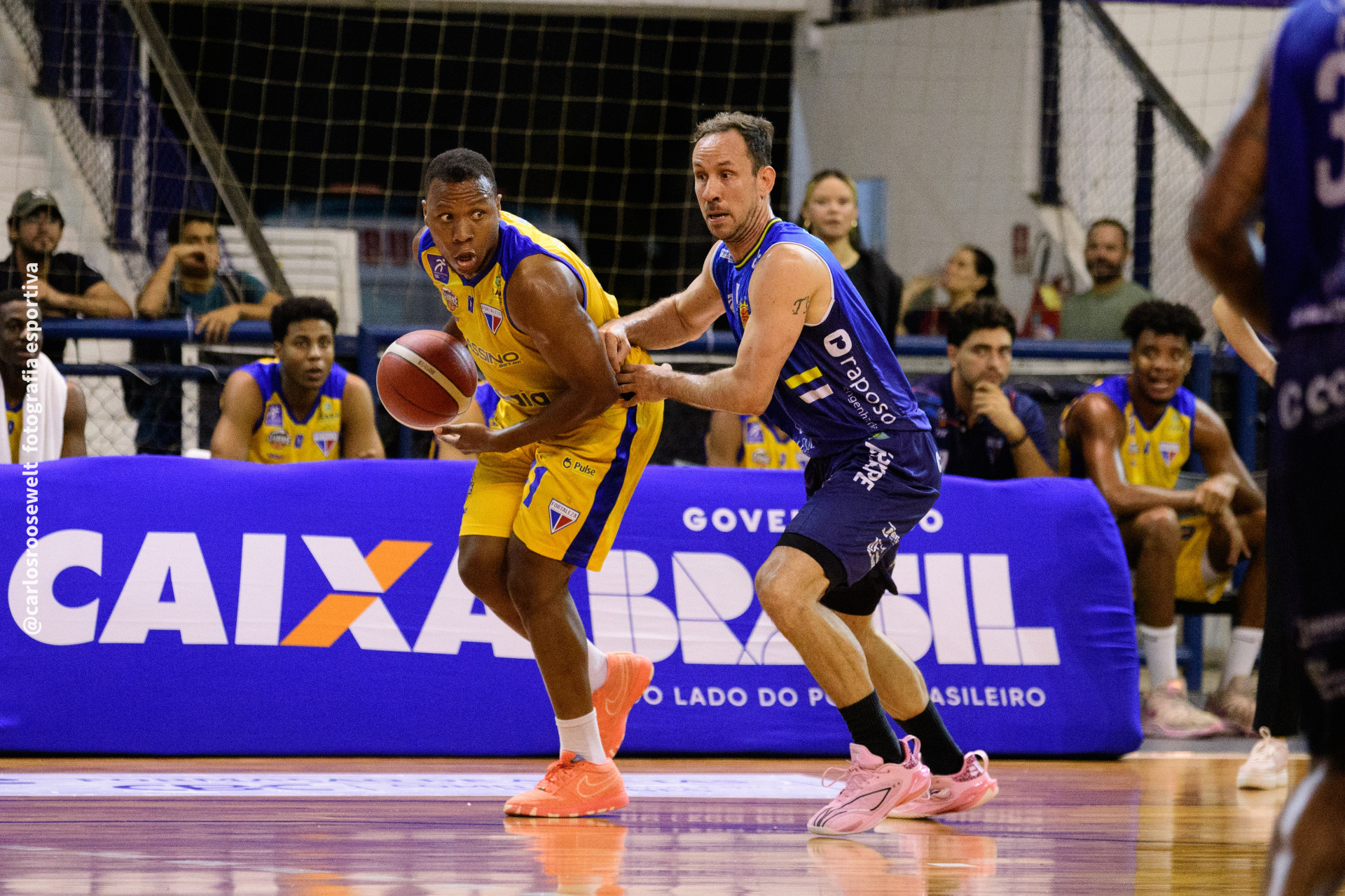 Fortaleza Basquete Cearense perdeu de virada para o São José no ginásio da Unifor (Foto: Carlos Roosewelt / Fortaleza BC)