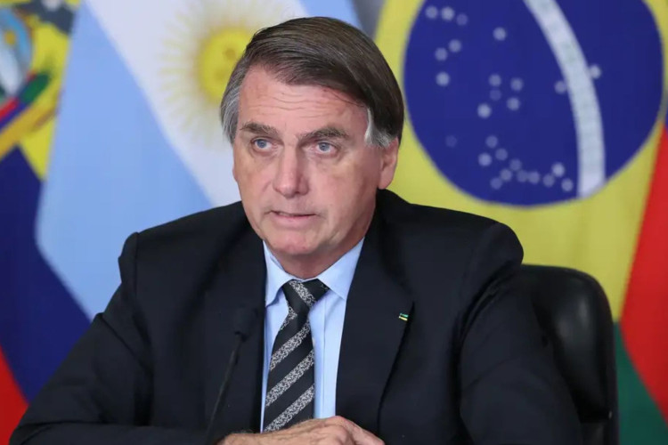 O ex-presidente Jair Bolsonaro (PL) é a quarta pessoa a ocupar a chefia do Executivo federal presa desde a redemocratização.