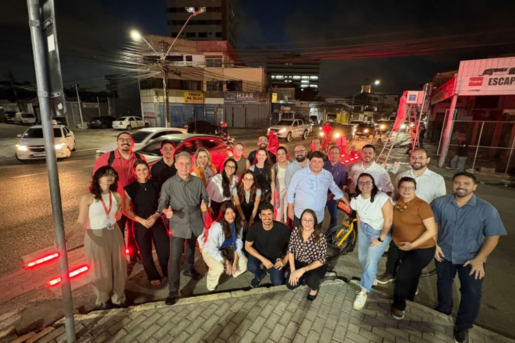 Teste simbólico de uma das soluções sendo realizado na noite desta quarta-feira, 19