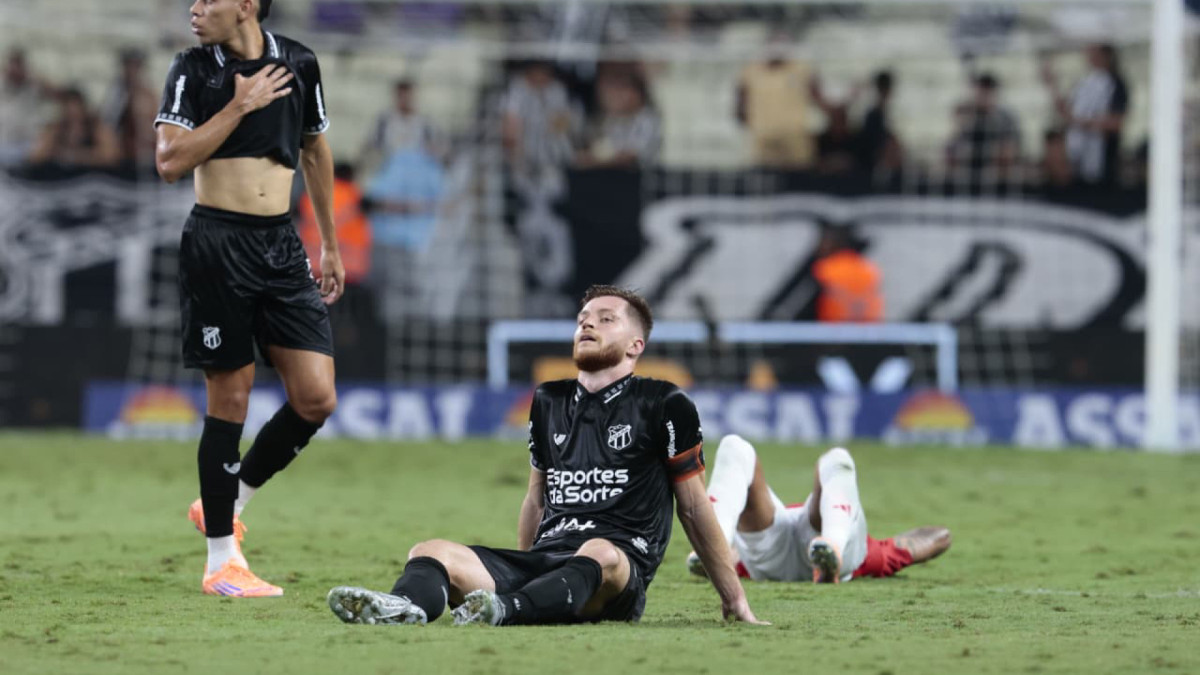 Willian Machado, zagueiro do Ceará, lamenta derrota para o Internacional