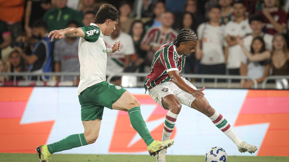 Palmeiras e Fluminense se enfrentam hoje, 22, pelo Brasileirão. 