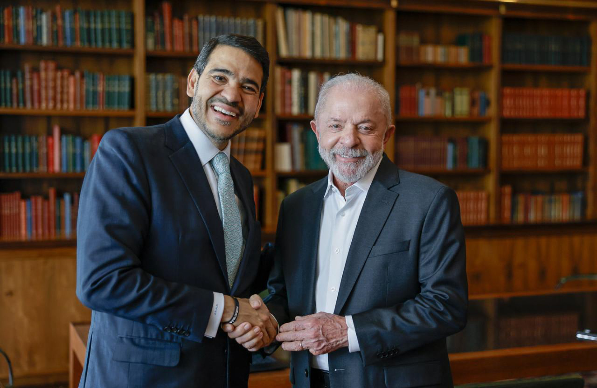 Presidente da República Luís Inácio Lula da Silva e o Advogado Geral da União, Jorge Messias, indicado a ministro do Supremo Tribunal Federal (Foto: Ricardo Stuckert / PR)