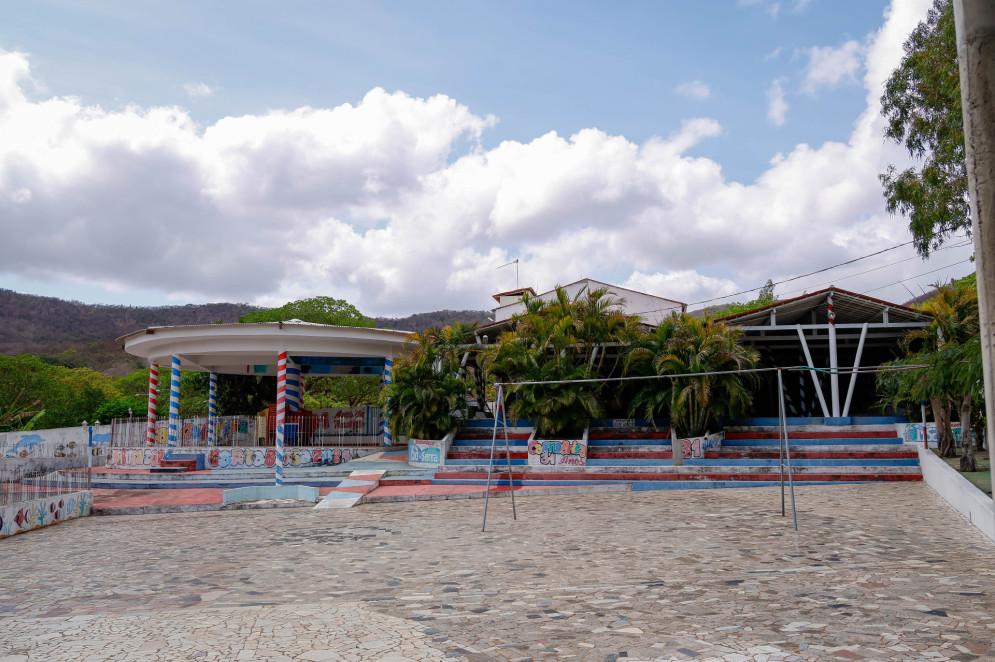 O ambiente dos naturistas tem salões, restaurante, piscinas e será isolado do restante do imóvel(Foto: AURÉLIO ALVES)