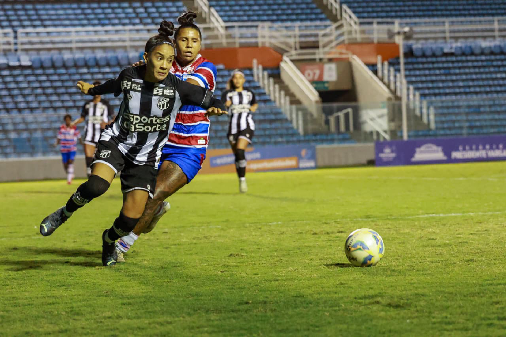 Clássico-Rainha válido pelo jogo de ida da final do Campeonato Cearense Feminino 2025 (Foto: Fco Fontenele)