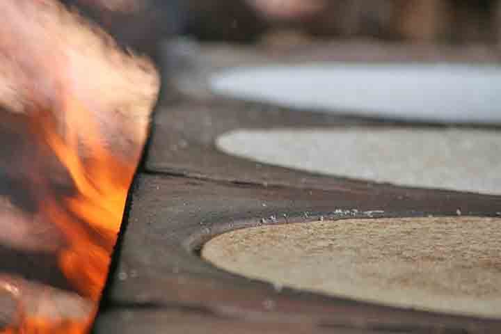 Muitas famílias brasileiras adotaram o hábito de consumi-la diariamente, e receitas caseiras passaram a circular com intensidade nas redes sociais, impulsionando ainda mais sua popularização. 
