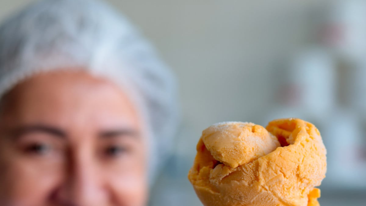 FORTALEZA, CEARÁ, BRASIL, 20-11-2025: LEGADOS sorveteria Juarez. (Foto: Samuel Setubal/ O Povo)