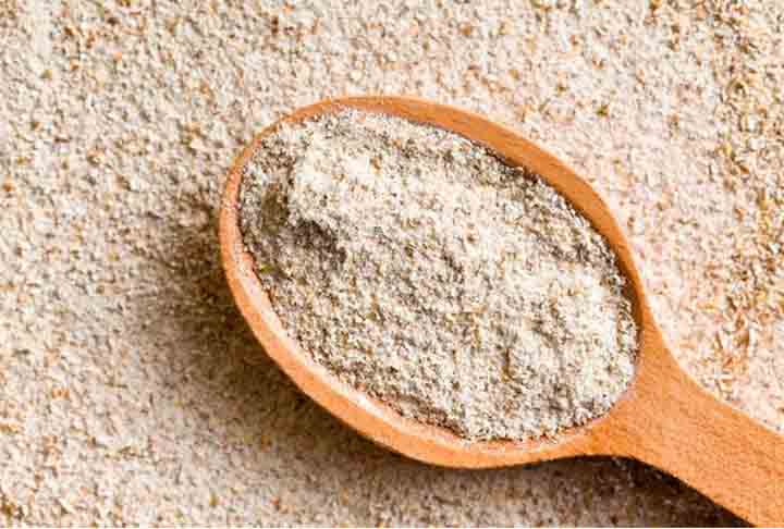 Farinha de Berinjela- Rica em pectina, aumenta a saciedade e controla a glicemia. A cada 100 gramas tem 100 calorias. É ideal para o preparo de tortas salgadas, vitaminas e smoothies.