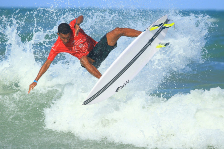 A liga mundial de surfe (WLS) acontece de 12 a 14 de dezembro, na Praia do Futuro.