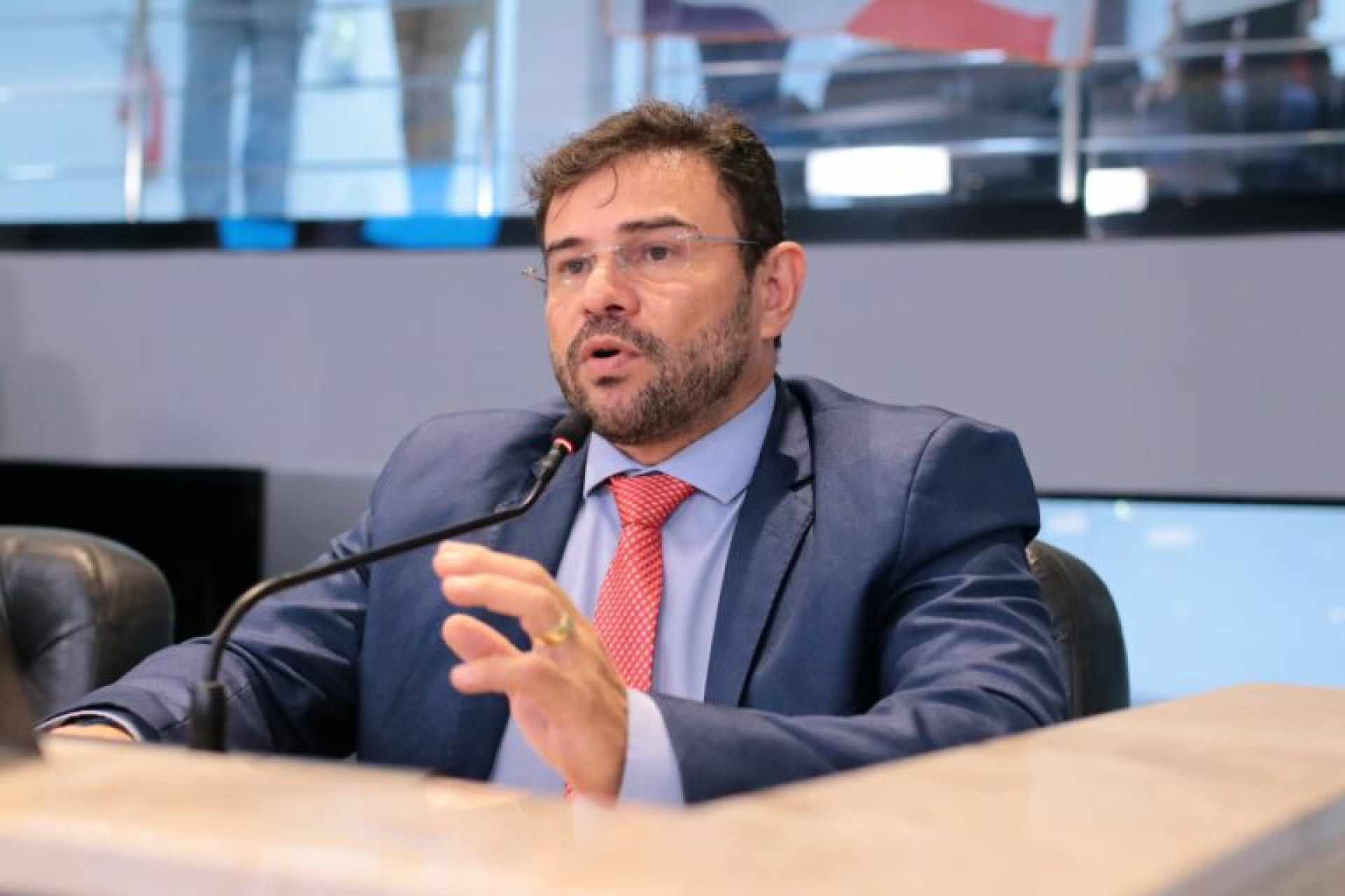 Professor Enilson destacou que proposta conjunta de vereadores 