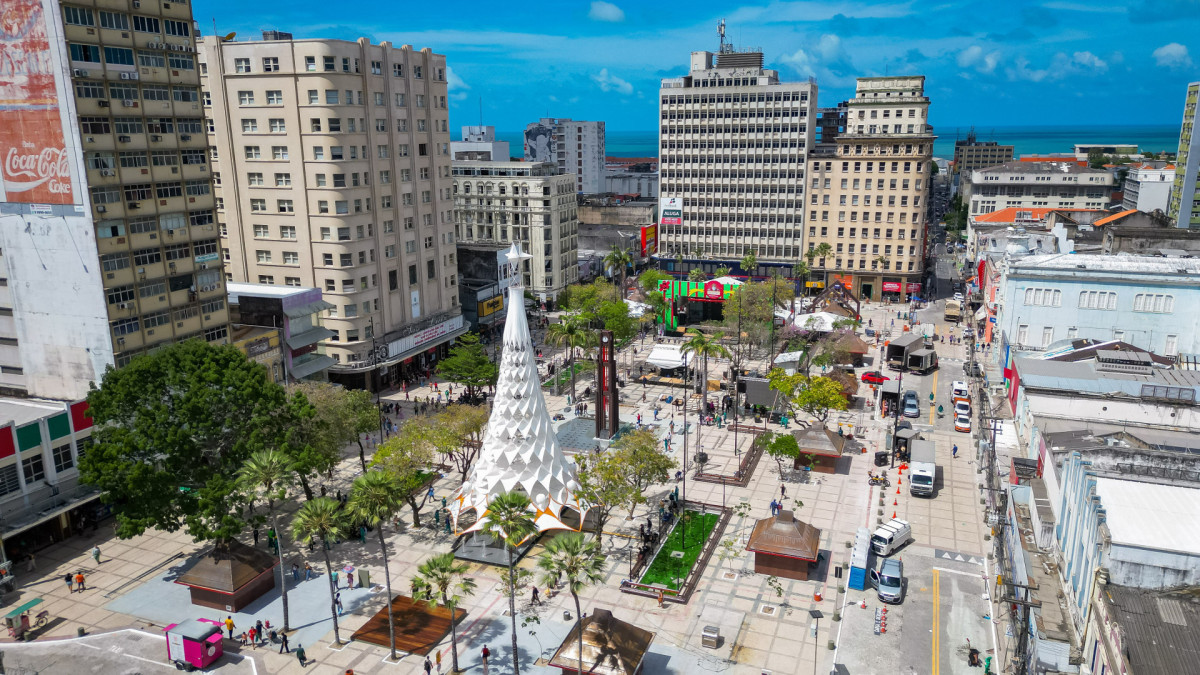 FORTALEZA, CE, BRASIL, 26-11-2025: Fortaleza chegou no final de 2025 com infla&ccedil;&atilde;o inferior &agrave; m&eacute;dia brasileira e a outras capitais (Foto:Aurelio Alves / Jornal O POVO)