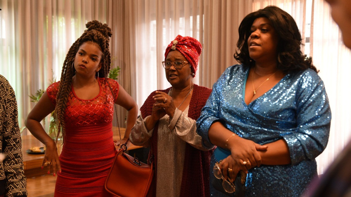 Um filme de comédia vai passar na Sessão da Tarde hoje, sexta, 28 de novembro de 2025 (28/11/2025) às 15h30min (horário de Brasília), na TV Globo