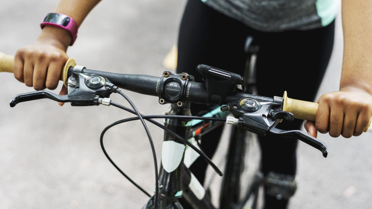 A resolução do Contran vale apenas para veículos ciclomotores e começa a valer a partir de 2026