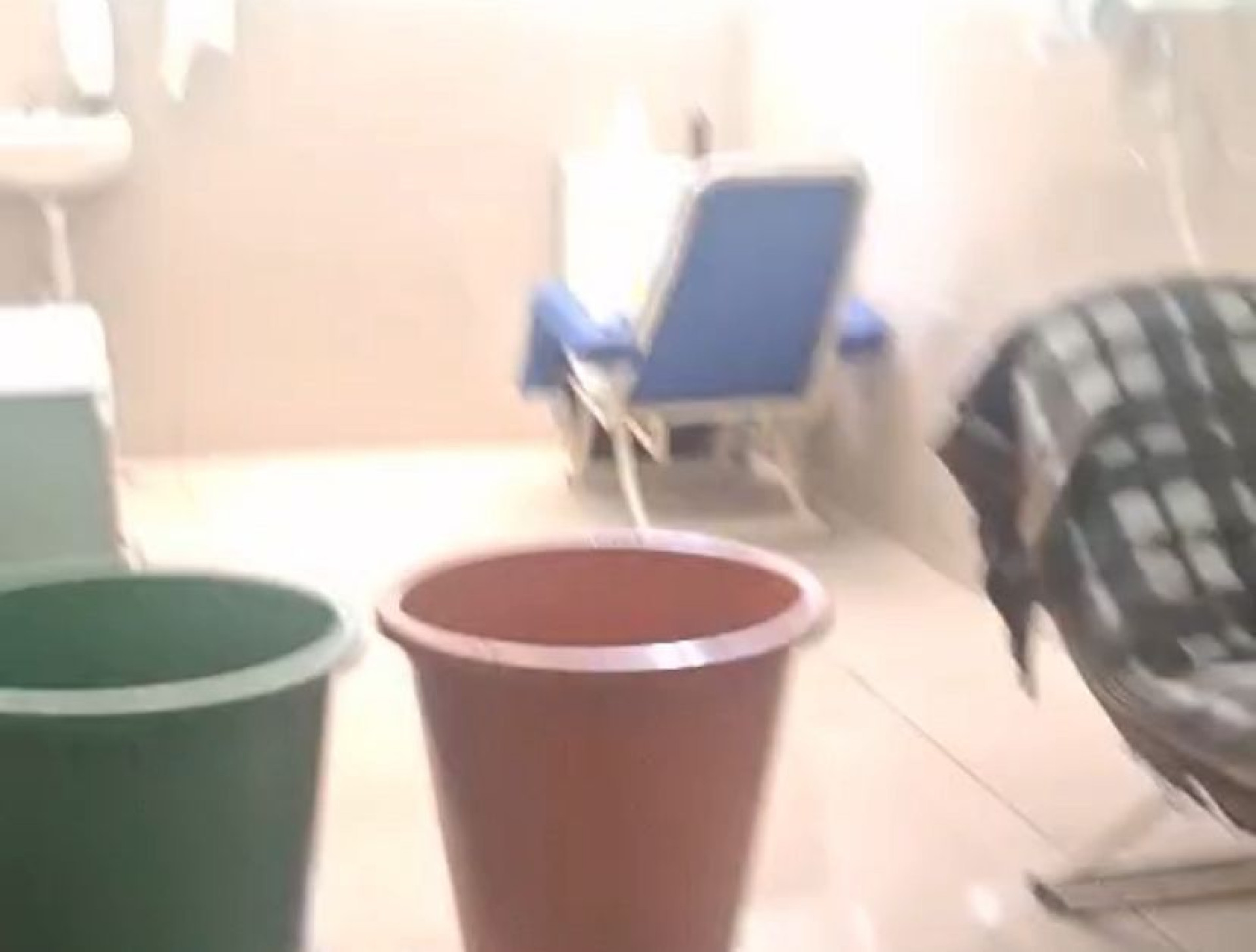 Falha em obra no telhado provoca vazamento transtorno no Hospital de Messejana. 