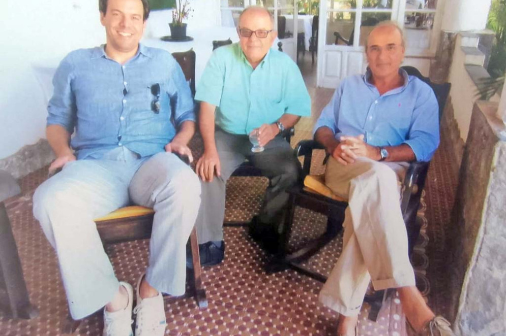 No Castelo da Lagoa, empresário espanhol Piero Brigneti, ladeado por seu sócio Fernando Morego e um dos netos da extraordinária Lúcia Dummar, Antônio Henrique Antero (Foto: acervo pessoal)
