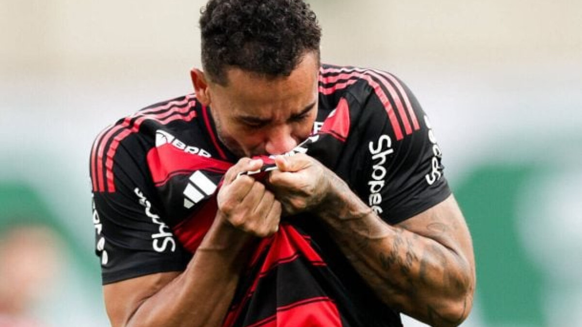 Zagueiro tem estrela. Na Libertadores de 2011, fez o gol do tri do Santos. Agora, o do tetra do Fla. E ganhou dois europeus pelo Real Madrid