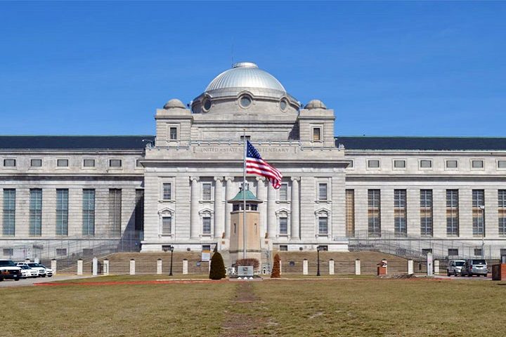 Embora ela já tenha sido considerada a maior prisão de segurança máxima do país, atualmente opera como uma instituição de segurança média.