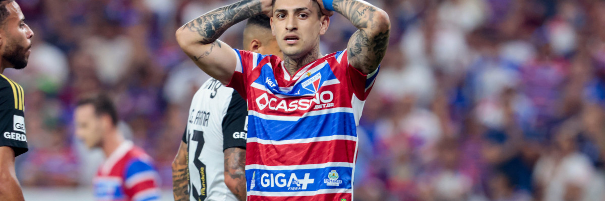FORTALEZA, CEARÁ, BRASIL, 01-12-2025: Gaston Avila Fortaleza x Atletico Mineiro pelo Campeonato Brasileiro Serie A na Arena Castelão. (Foto: Samuel Setubal/ O Povo)