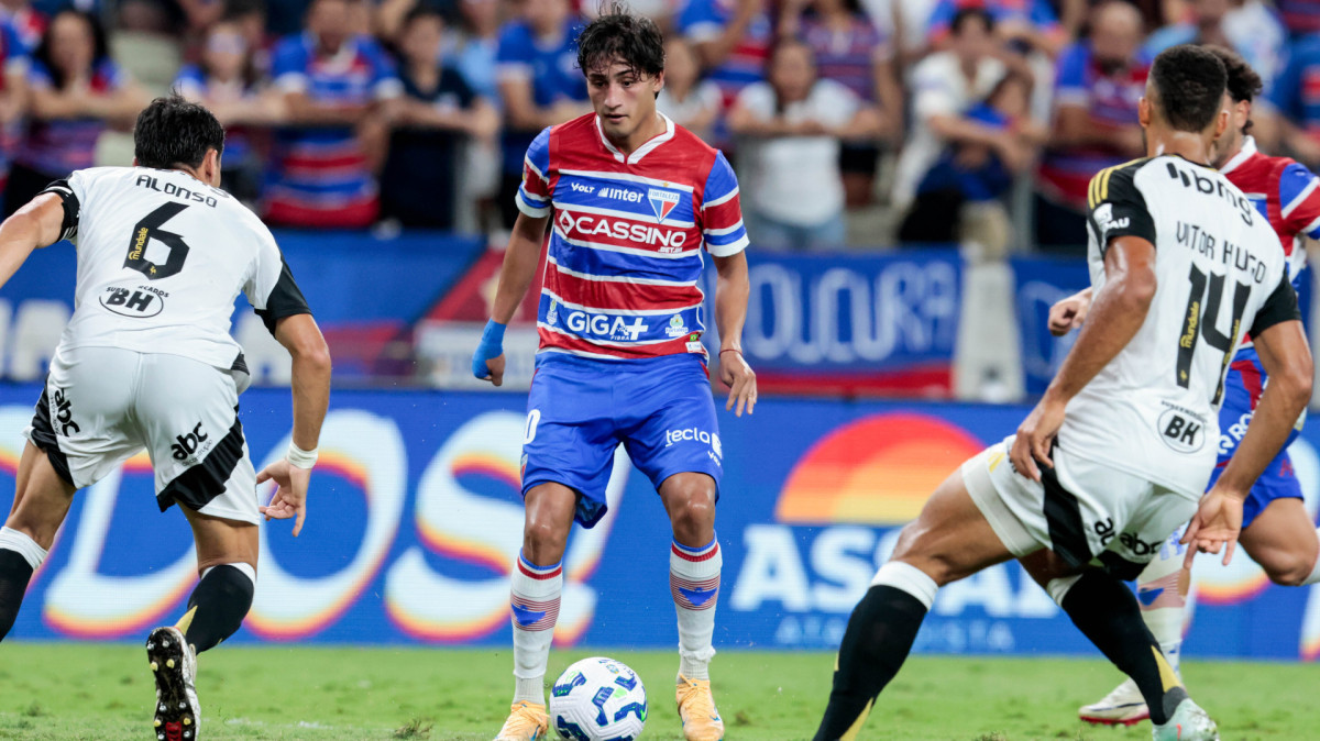 FORTALEZA, CEAR&Aacute;, BRASIL, 01-12-2025: Herrera Fortaleza x Atletico Mineiro pelo Campeonato Brasileiro Serie A na Arena Castel&atilde;o. (Foto: Samuel Setubal/ O Povo)